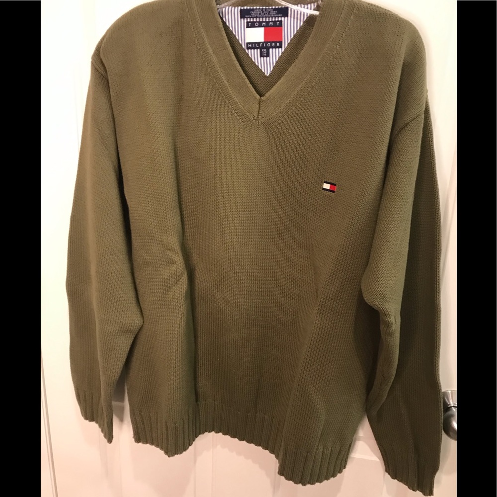 Vintage men’s olive green Tommy Hilfiger pullover sweater size XXL
